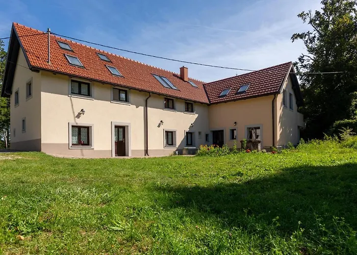 בית נופש 3 Bedroom Pet Friendly In Zoll