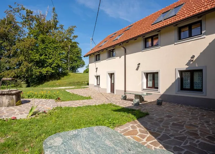 בית נופש 3 Bedroom Pet Friendly In Zoll